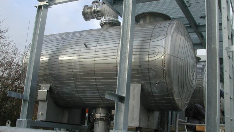 Verwarmingskabel op tank